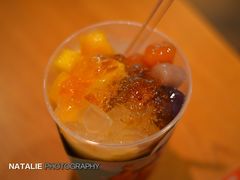 芋圆桃胶芒冰-满记甜品(岭南新天地店)