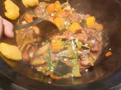 -鱼窝棚柴火铁锅炖(富山屯店)