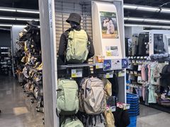 -迪卡侬(大英山店)