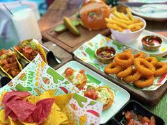 -Famous肥猫墨西哥音乐餐吧(五棵松华熙LIVE店)