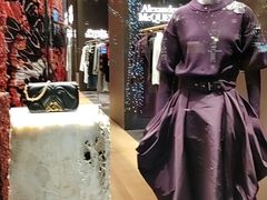 -Alexander McQueen(远洋太古里店)