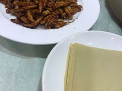 -金杏·粘卷子 烤鸭 农家菜