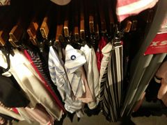 -Hollister(天环广场店)