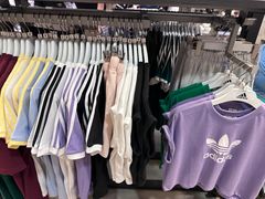 -ABC MART(心斎橋店)