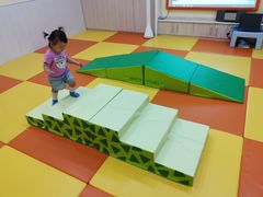 -红黄蓝成长中心(公益西桥校区)