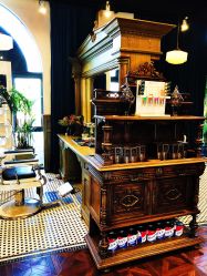 -TWOFACE 双面理发馆