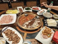 -小天鹅火锅·一线江景洪鼎旗舰店(洪崖洞店)