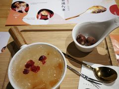 蔓越莓桃胶炖银耳-炖物24章·顺时轻养茶(杭州保利时光里店)
