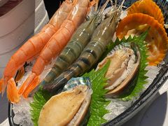 -领鲜活海鲜榴莲自助火锅(东门店)