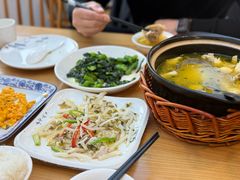 -品鲜村农家菜·阳澄湖大闸蟹(总店)