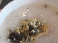 -麦当劳(乳山路店)