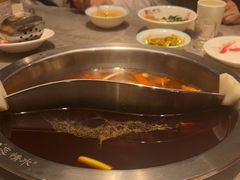 -忘情水鱼头·鲜鱼火锅(滨江中路店)