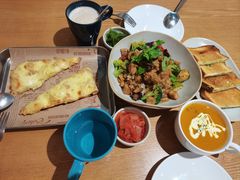 -HELLO 27 意面·沙拉·帕尼尼