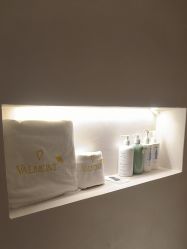 -VALMONT·若嫚蝶国际美肤中心