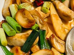 -新荣记(BFC外滩金融中心店)