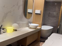 -香港倾城国际·美容美体中心