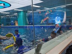 -Swim斯卫姆国际儿童游泳中心(红博中央公园店)