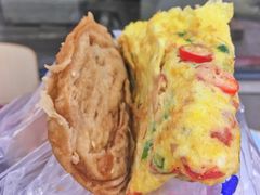 烧饼夹鸡蛋饼-农园餐厅(北京大学店)