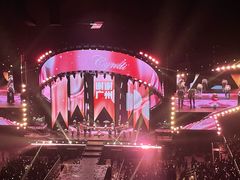 -宝能国际体育演艺中心