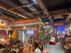 -巴卤社老火锅(财富店)