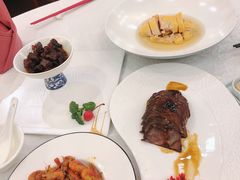 -梅龙镇酒家(南京西路总店)