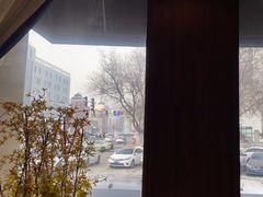 -八府香鸭·啫啫煲(华山路店)