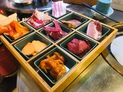 -烤路里·韩国品质自助烤肉(石路天虹4号店)