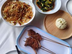 -百彦蒙古包·碳烤羊排·手抓羊肉(万江首店)