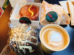 焦糖donuts-OUR Bakery(三里屯太古里店)