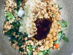 -肖肖酸萝卜鱼火锅(总店)