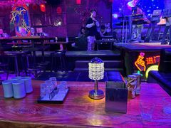 -喜鹊音乐酒馆(西街店)
