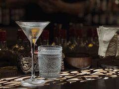 -Shift cocktail bar鸡尾酒吧