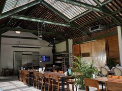 -喜洲吧·江畔老船厂·庭院餐厅(喜临院店)