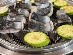 -围炉肉舍丹东海鲜烤肉·烤活鳗(步行街店)