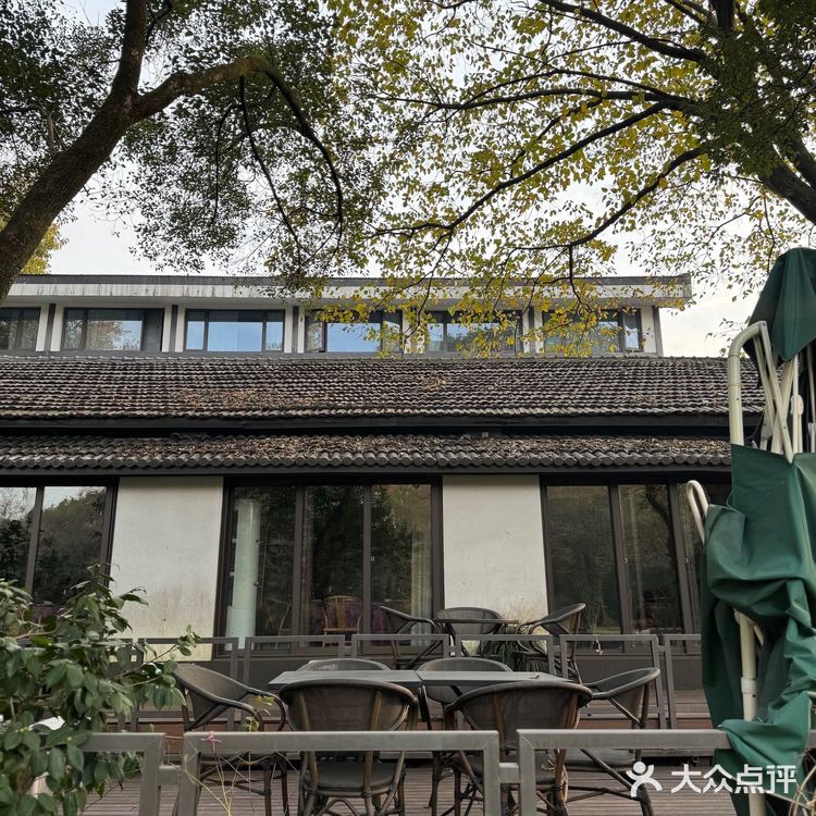 杭州西湖下午茶的小确幸喔[爱心][爱心]