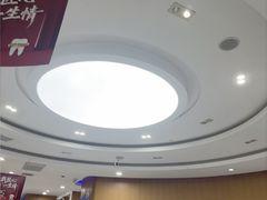 -雅悦齿科(顾村公园店)