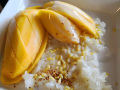 -Pier 21 (Terminal 21 Asok)