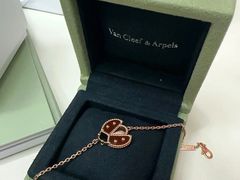 -梵克雅宝(国贸商城店)