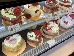 -花花卷卷·鲜食蛋糕(静安久光百货店)