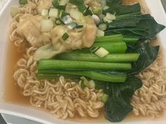 -香港新发烧腊茶餐厅(水围店)