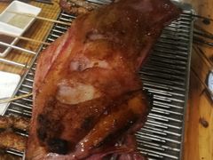 -欢乐牧人蒙古炭烤羊腿(四平路店)