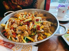干锅牛蛙-馋嘴蛙火锅