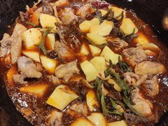 -老渔翁炖鱼坊(黄海西路东山店)