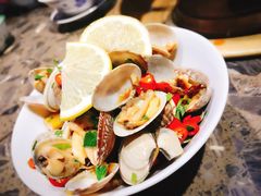-沪小二炭火蛙锅(淮海中路美食不夜城店)