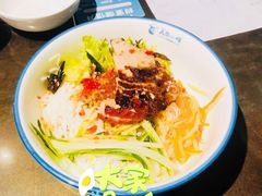 -美奈小馆·越南料理(中航城君尚购物中心店)