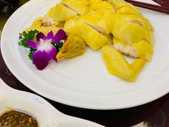 白切鸡-轩记海鲜餐厅·四十五年老字号·经典粤菜(西区彩虹店)