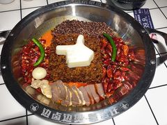 -贤合庄卤味火锅(时代广场店)