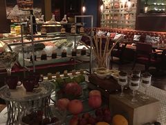 -恰餐厅及酒吧 CHAR Bar & Grill (北京丽都皇冠假日店)