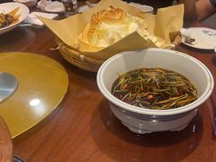 -那家老院子东北菜·饺子·小鸡炖蘑菇(艳华街店)