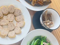 -悦芽照护月嫂+育儿嫂(杭州店)